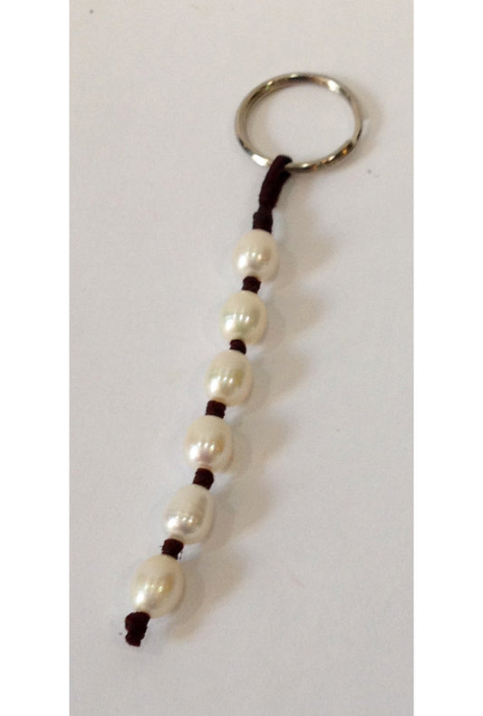 "Knot Another Classic" Freshwater Pearl and Leather Keychain - Klara Haloho - 1