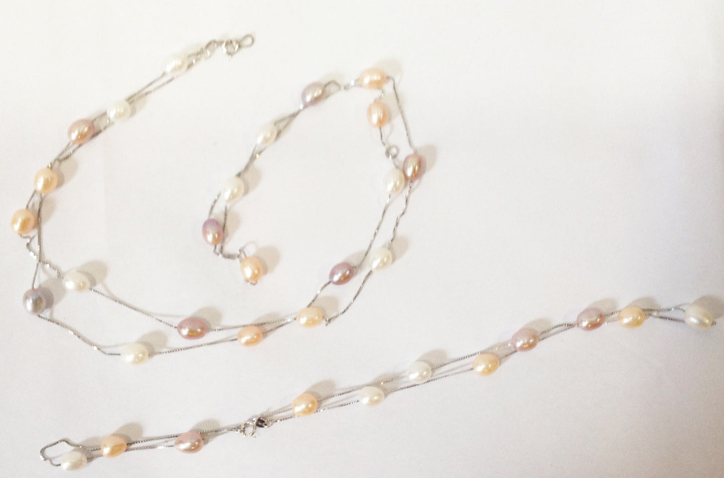"Floating Clouds" Freshwater Pearl and Sterling Silver Necklace - Klara Haloho - 3