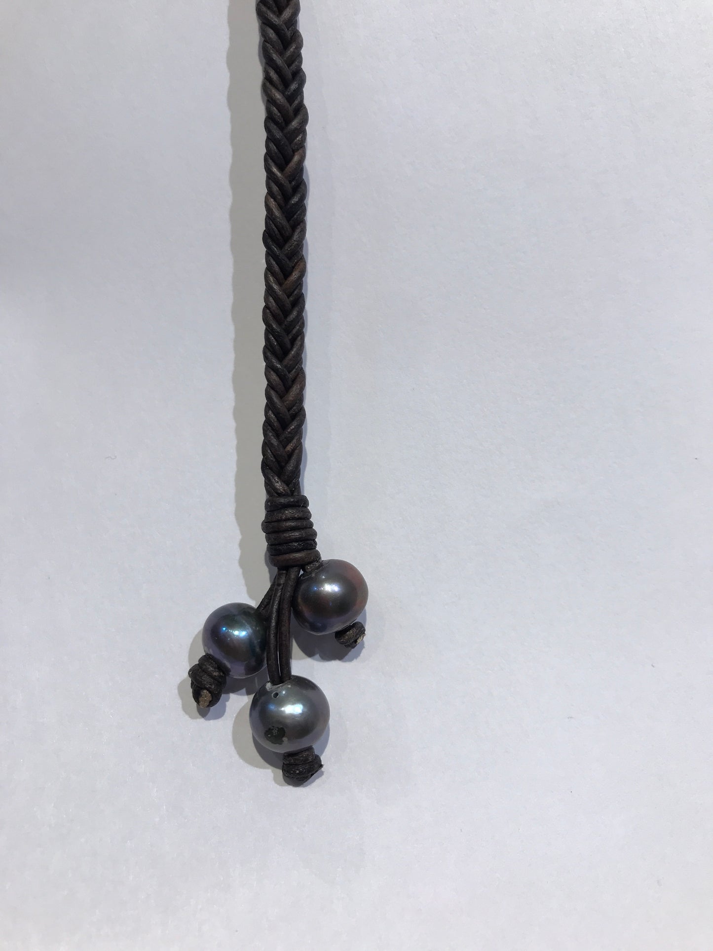 “Klara’s Keychain” Freshwater Pearl & Leather Keychain