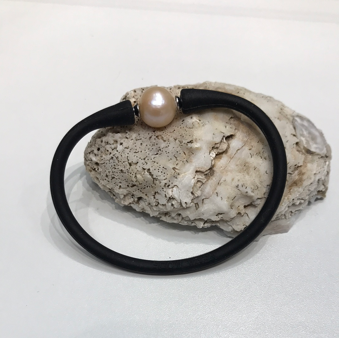 “You’re The One” Pearl Bracelet