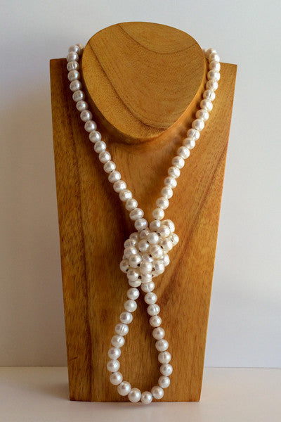 "Modern Classic" Freshwater Pearl Necklace - Klara Haloho - 2